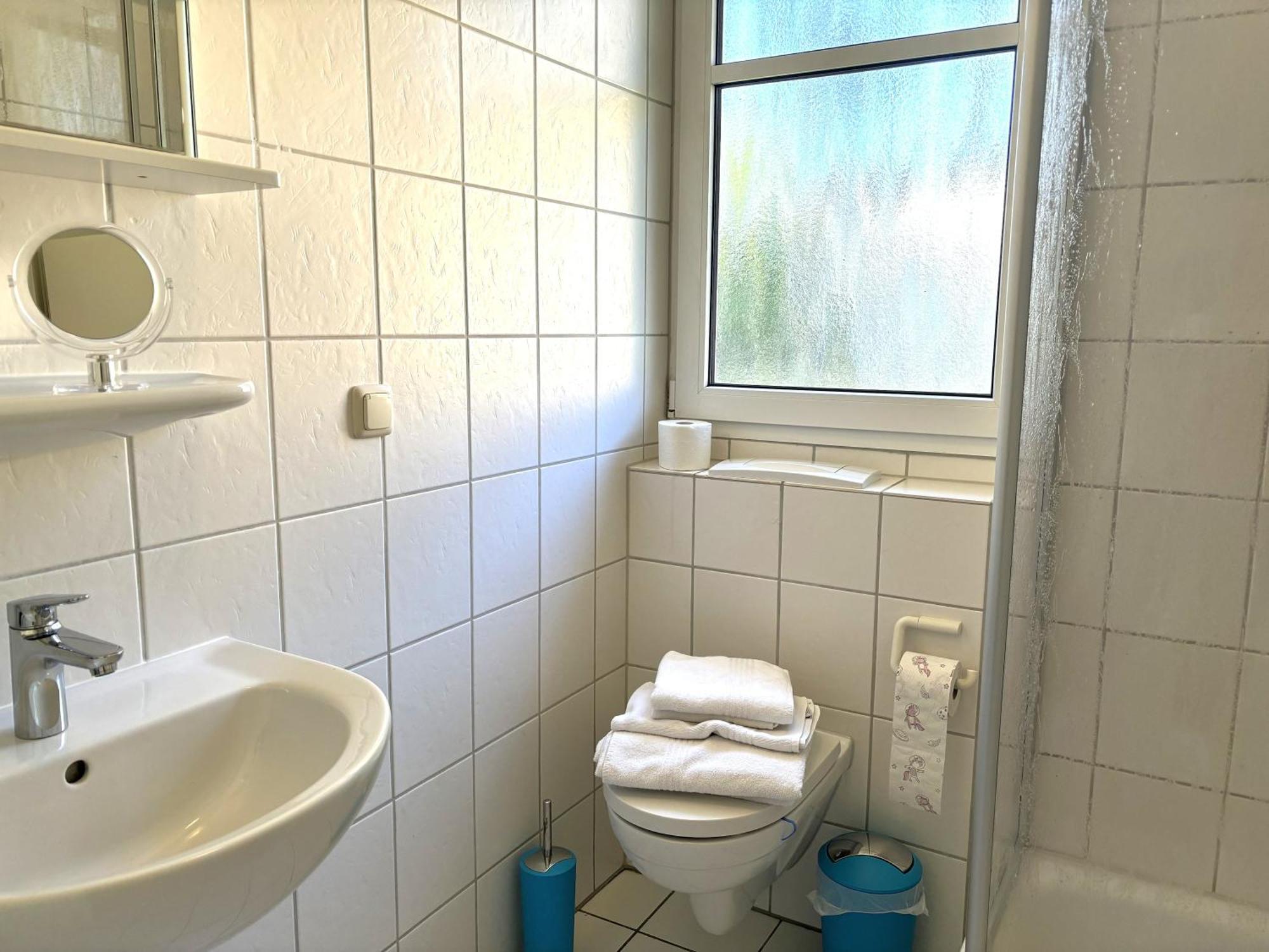 Haus Oie Idyll Mit Balkon 10 Minuten Zum Strand ซินโนวิทซ์ ภายนอก รูปภาพ