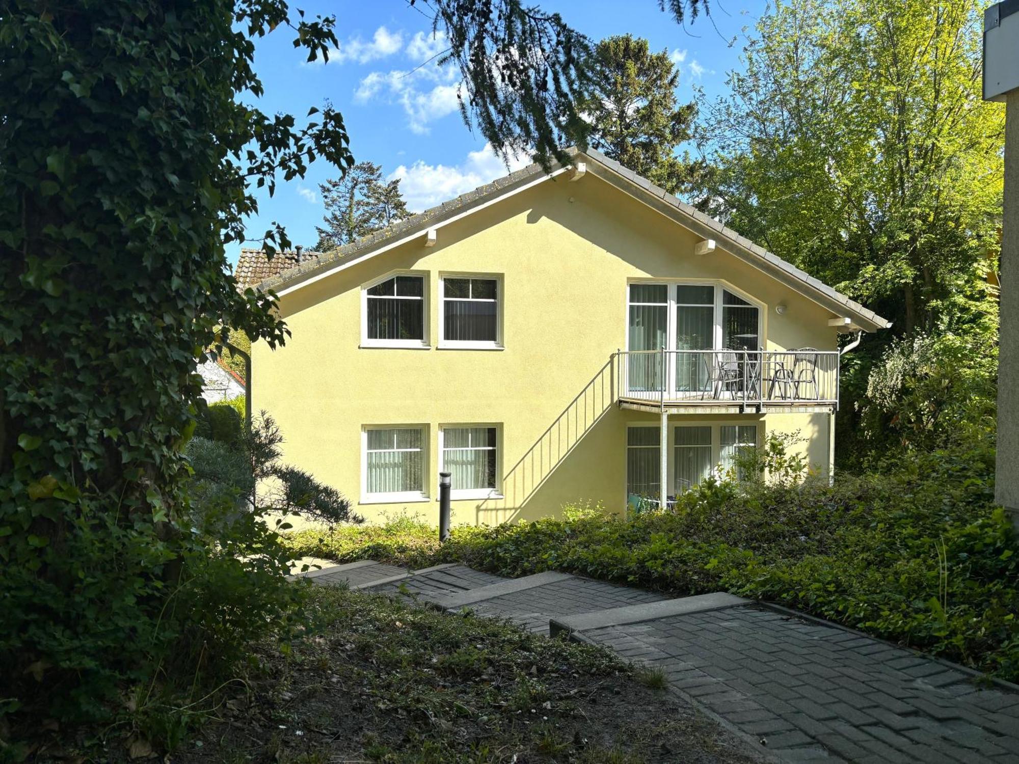 Haus Oie Idyll Mit Balkon 10 Minuten Zum Strand ซินโนวิทซ์ ภายนอก รูปภาพ